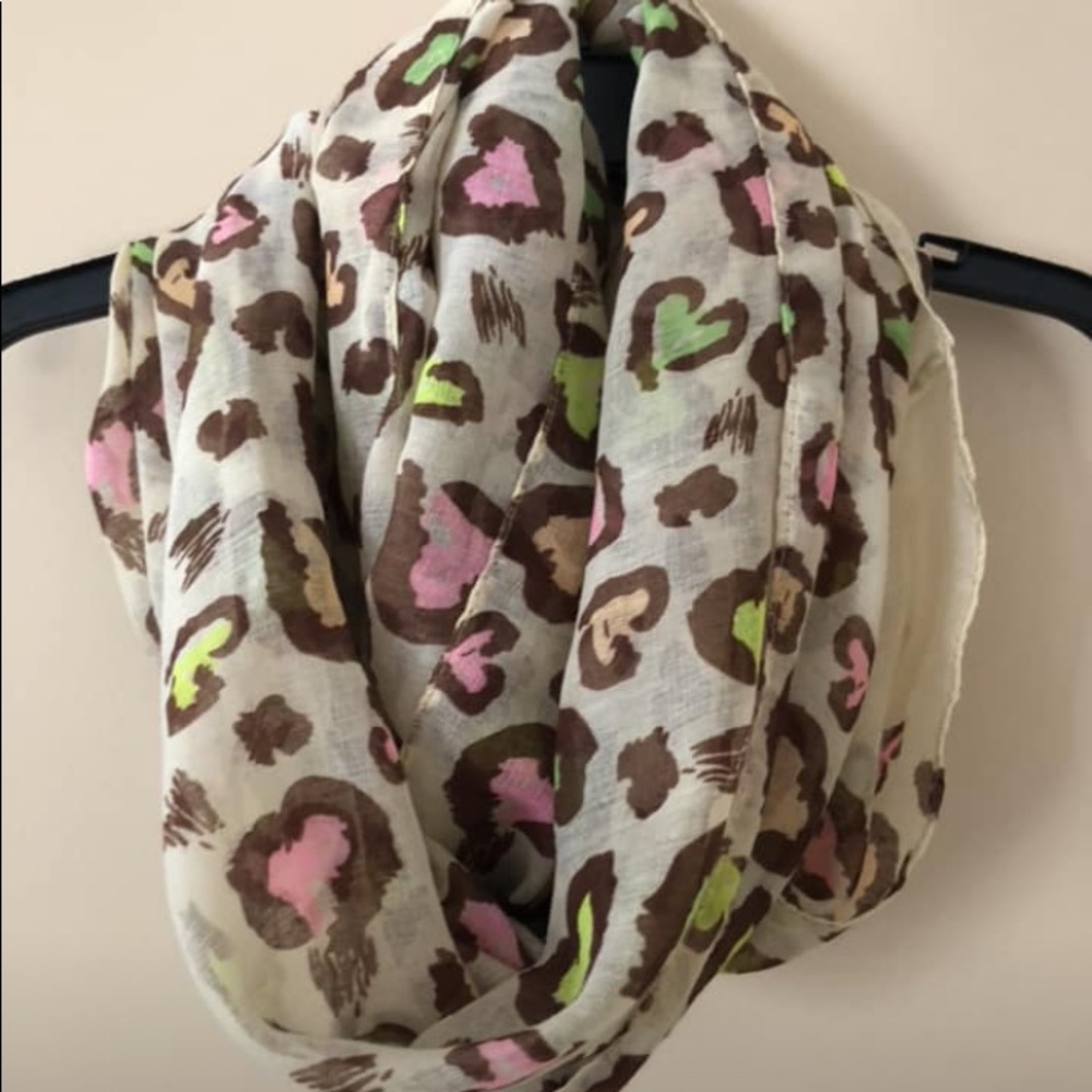 Infinity scarf.